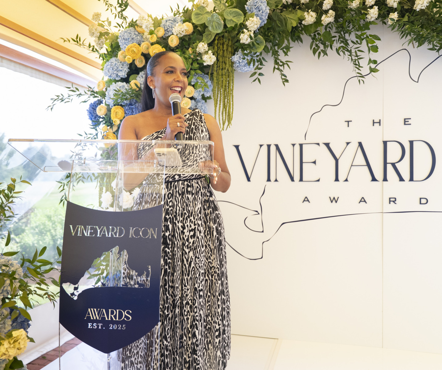 Keisha Lance Bottoms at the Vineyard Icon Awards