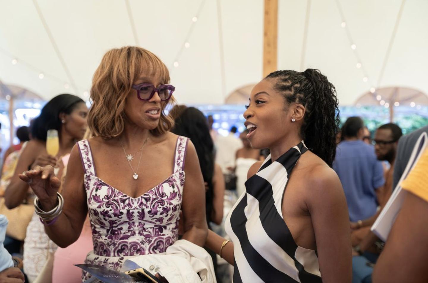 Gayle King in the crowd at the Vineyard Icon Awards